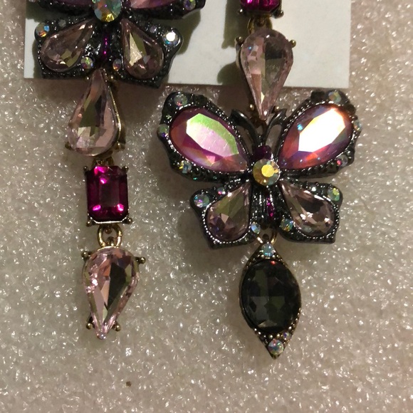 Betsey Johnson earrings - Picture 4 of 4
